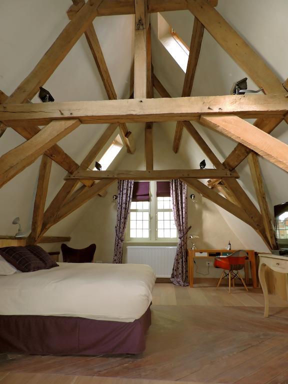 B&B Saint-Sauveur Μπριζ Δωμάτιο φωτογραφία