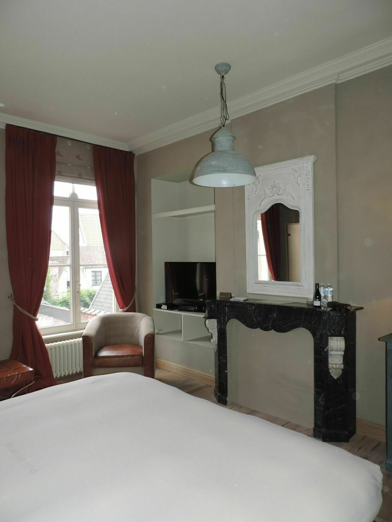 B&B Saint-Sauveur Μπριζ Εξωτερικό φωτογραφία